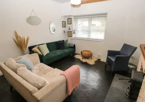 The living area at 3 Bridge Villas, Narberth