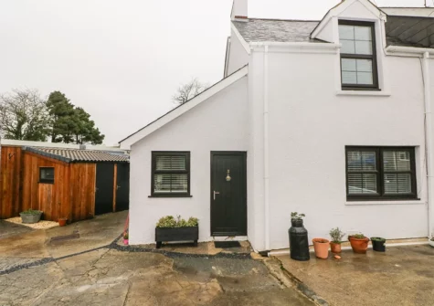 Outside 3 Bridge Villas, Narberth