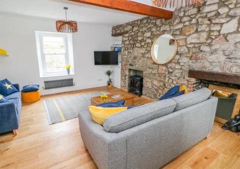 The living room at 5 Park Place, Tenby