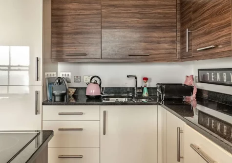 The kitchen at 8 Glendower House, Tenby