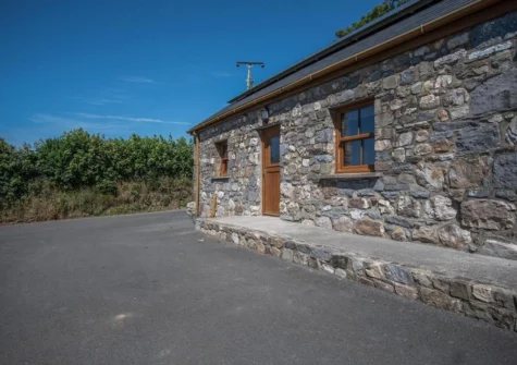 Outside Anchor Well, Ludchurch