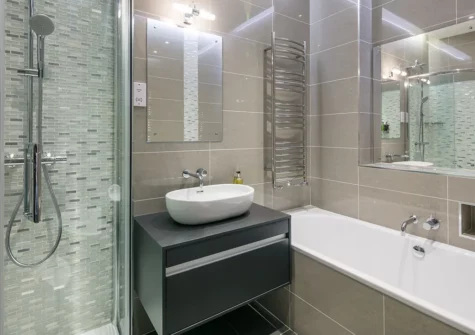 The bathroom at Apartment 3, Royal Victoria Court, Tenby