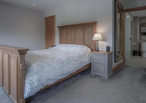 Bedroom #1 & en-suite at Bayview House, Saundersfoot