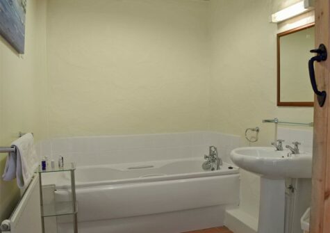 The ground floor bathroom at Bravehearts, Celtic Haven Resort, Lydstep