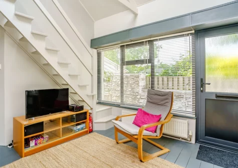 The living area at Brewery Cottage, Saundersfoot