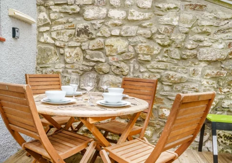 The covered patio at Brewery Cottage, Saundersfoot