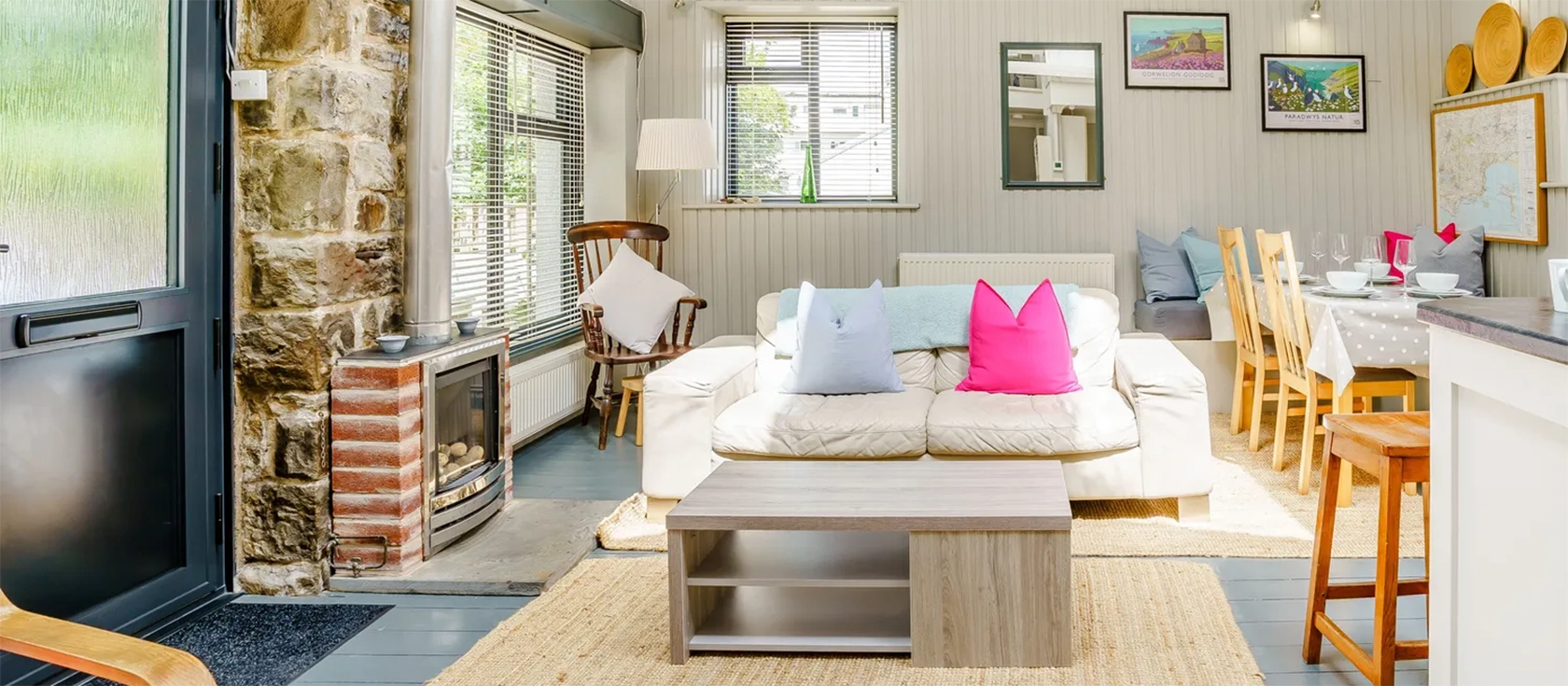 Brewery Cottage is an inviting property in the centre of Saundersfoot, just 300m from the award-winning beach. This light and airy property has an open-plan living space, two bedrooms, an enclosed, covered patio and off-road parking for two cars.