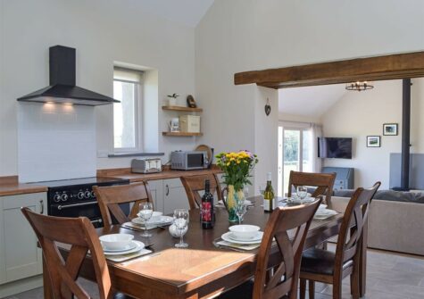 The kitchen & dining area at Bwthyn y Bugail, Penrhiw
