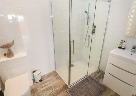 The shower room at Caban Y Mor, Amroth
