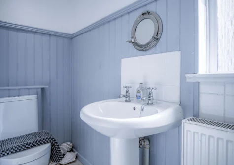 The shower room at Captains Walk, Saundersfoot