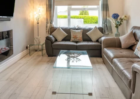 Captiva Cottage, Saundersfoot is a seaside retreat that's perfect for a family holiday, located close to attractions in Pembrokeshire. With stylish decor and a secluded garden patio to guarantee the ultimate holiday experience for the family.