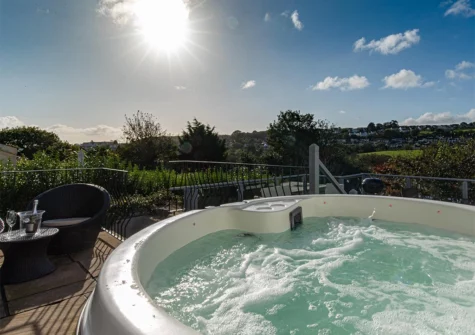 The hot tub at Cartref, Saundersfoot