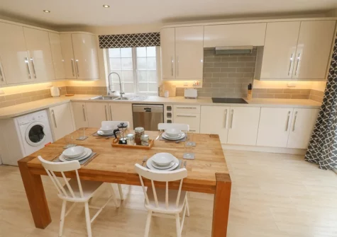 The kitchen & dining area at Castle at The Hideaway, Tenby