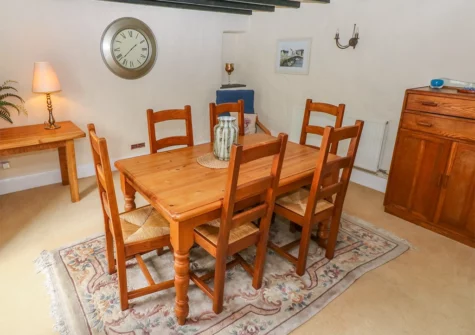The dining area at Cheriton Villa, Carew Cheriton