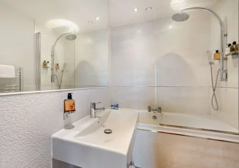 Bedroom #1 en-suite bathroom at Court House 9, Tenby