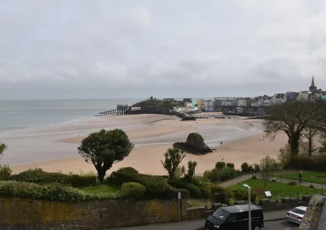 Enjoy far reaching beach & sea views from Croft Court 46, Tenby