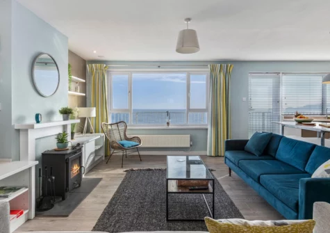 The living area at Dolphins Apartment, Saundersfoot