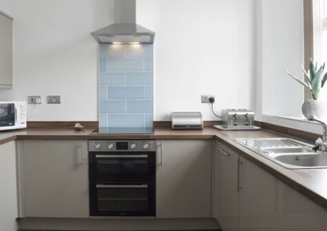 The kitchen at Dyma Y Bywyd, Tenby