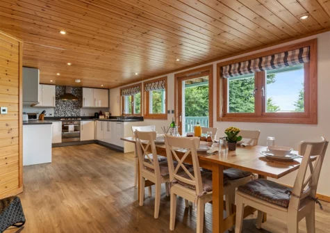 The dining area at Everwyn Lodge, Penally