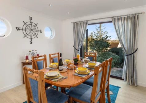 The dining room at Four Oaks, Saundersfoot
