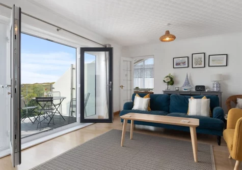 The living room at Glen View, Saundersfoot