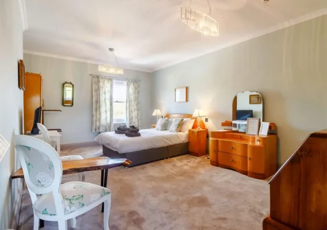 Bedroom #3 at Globe House, Angle