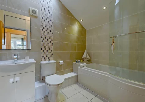 The bathroom at Grassholm Cottage, Tenby