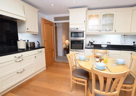 The kitchen & dining area at Green Gables Lodge, Pembroke