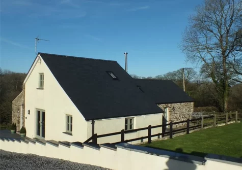 Outside Gwyddno Lodge, Princes Gate