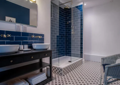 The bathroom at Gwynne House, Tenby