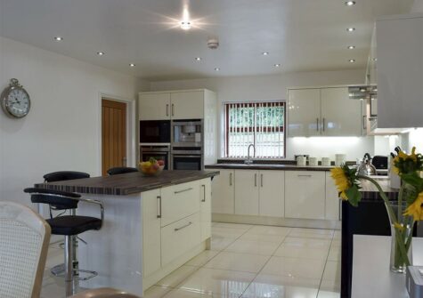 The kitchen at Hafan Dawel, Stepaside