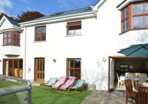 The patio & garden at Hafan Dawel, Stepaside
