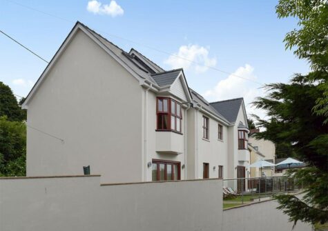 Outside Hafan Dawel, Stepaside