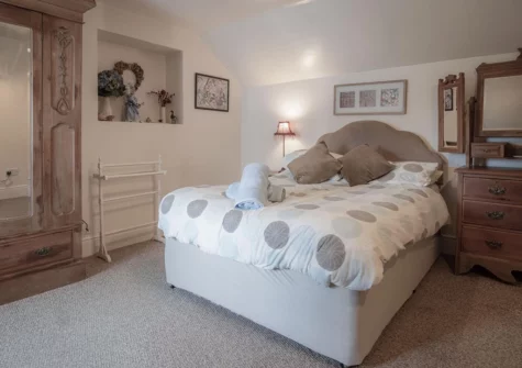 Bedroom #2 at Hall House, St Florence