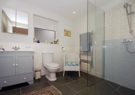 Bedroom #1 en-suite at Haven View, Llanstadwell