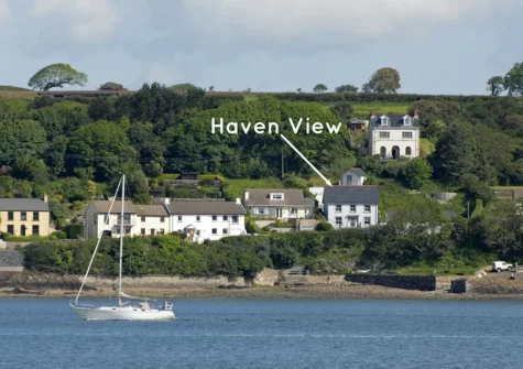Haven View, Llanstadwell is set on the hillside overlooking the the sparkling Haven Waterway