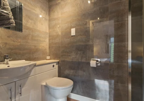 Bedroom #2 en-suite at Hazelglade Cottage, Saundersfoot