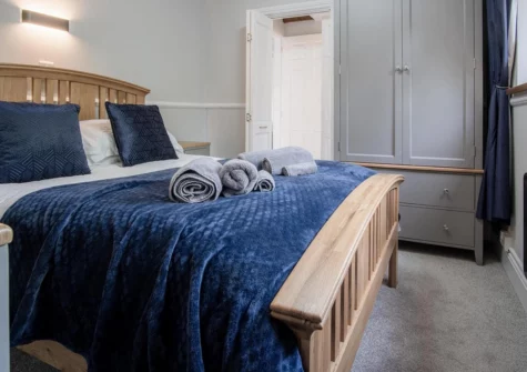 The bedroom at Honeysuckle Cottage, Amroth