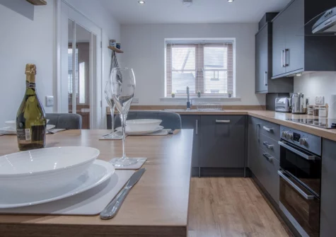 The kitchen & dining area at Johnny's Cove, New Hedges