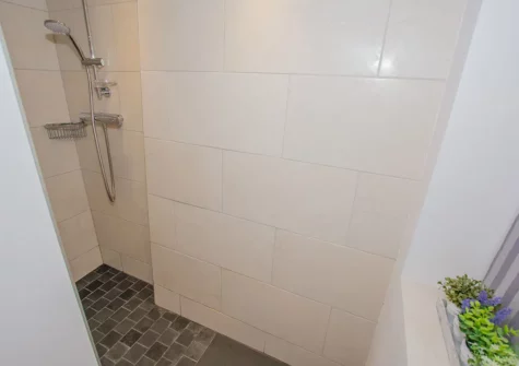 The bathroom at Lancaster Apartment, Tenby