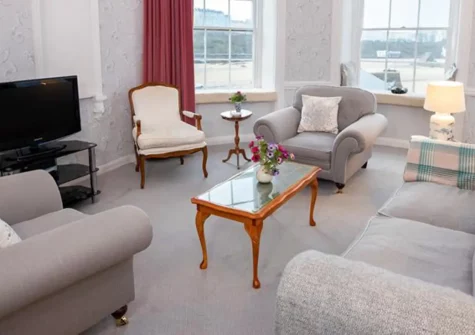 Laston House 2, Tenby