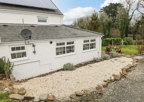 Outside Little Bobbins, Saundersfoot