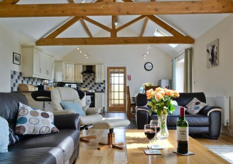 The living area at Llanlliwe Cottage, Henllan Amgoed