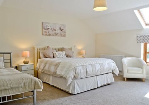 Bedroom #3 at Llanlliwe Cottage, Henllan Amgoed