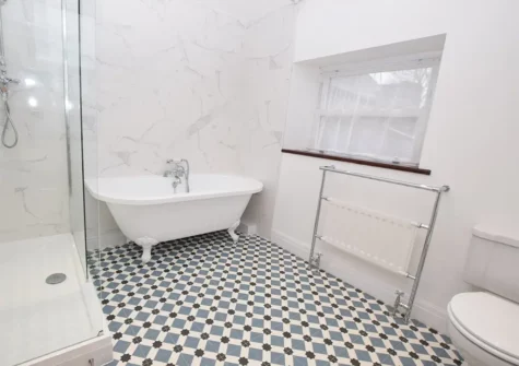 The bathroom at Lower Nash Farmhouse, Lower Nash