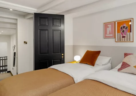 Bedroom #4 at Major House, Newport