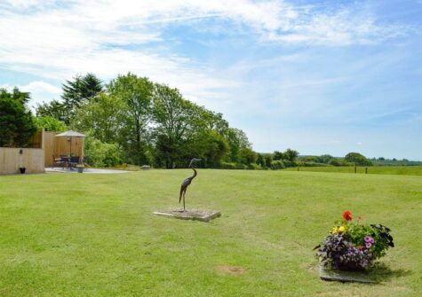 The garden at Manor Lodge Stables, Wiston