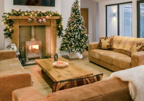 Manor Lodge Stables, Wiston