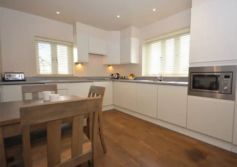 The kitchen & dining area at Manx Shearwater, Saundersfoot
