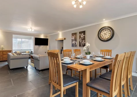 The dining area at Maynor, Kilgetty